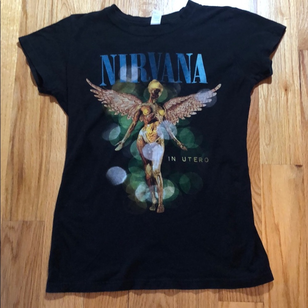 NIRVANA T-SHIRT SIZE SMALL WOMENS IN UTERO